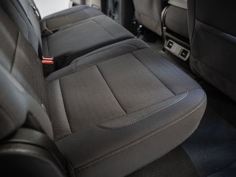 Used 2025 Chevrolet Silverado 1500 Custom Trail Boss w/ Dark Appearance Package AWD/4WD image 38