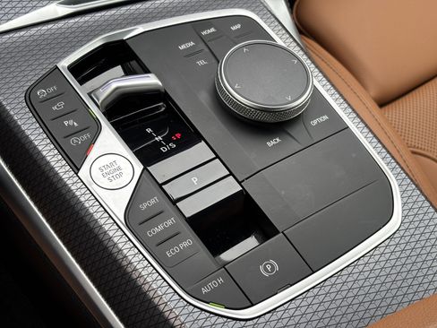 Used 2026 BMW M440i Coupe image 10