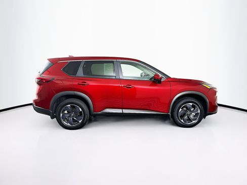 Used 2024 Nissan Rogue SV FWD image 10