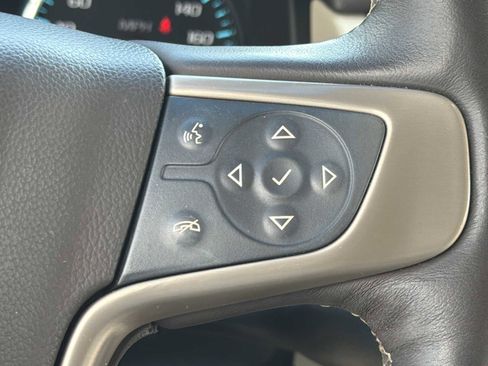 Used 2017 GMC Yukon Denali w/ Open Road Package AWD/4WD image 10