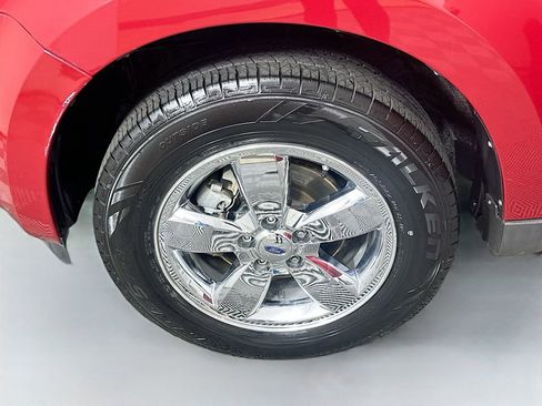 Used 2010 Ford Escape Limited image 30