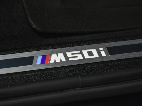 Used 2022 BMW X5 M50i w/ Executive Package image 13