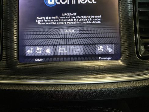 Used 2017 Dodge Challenger GT w/ GT Interior Package AWD/4WD image 38
