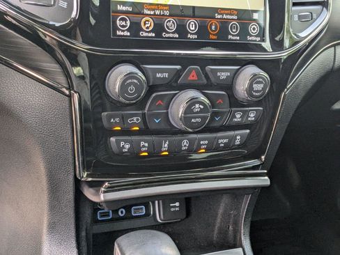 Used 2021 Jeep Grand Cherokee Limited X AWD/4WD image 14