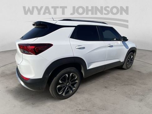 Used 2021 Chevrolet TrailBlazer LT w/ Premium Seating Package AWD/4WD image 10