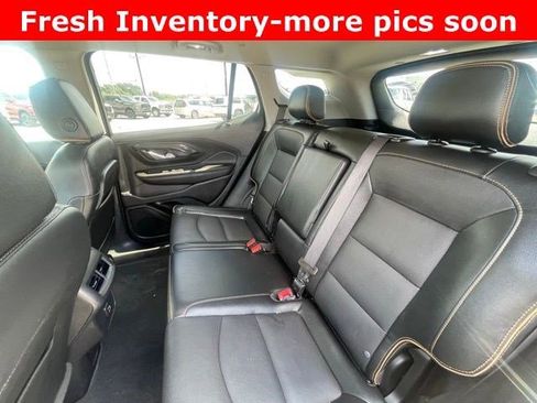 Used 2023 GMC Terrain AT4 image 9