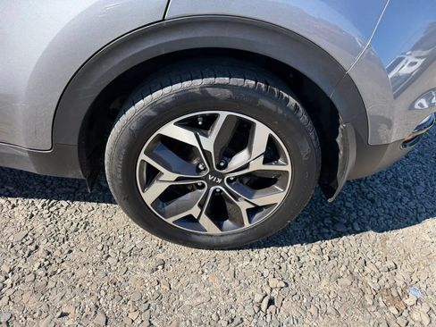 Used 2021 Kia Sportage EX AWD/4WD image 9