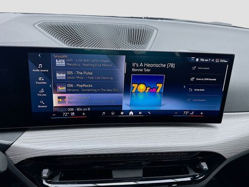 Used 2025 BMW 430i Coupe w/ M Sport Package RWD image 11