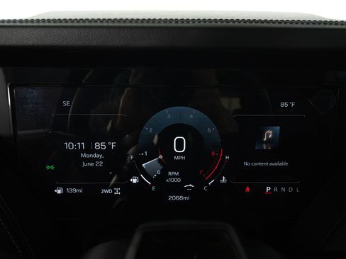 Used 2026 GMC Yukon AT4 w/ AT4 Premium Plus Package AWD/4WD image 19