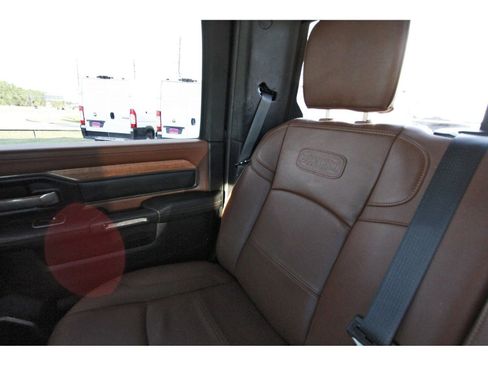 Used 2022 RAM 2500 Limited w/ Snow Chief Group image 14