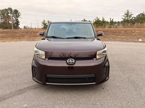 Used 2012 Scion xB image 2