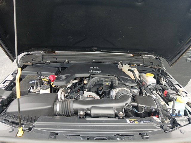 Used 2019 Jeep Wrangler Sport AWD/4WD image 32