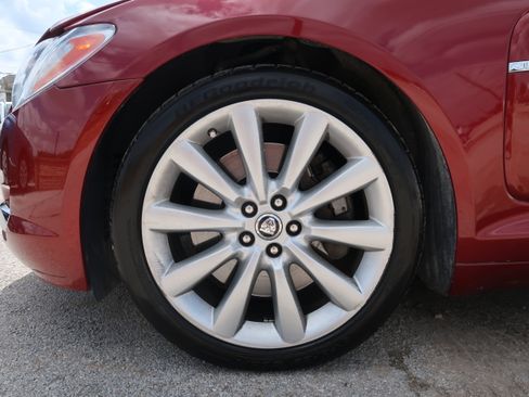 Used 2011 Jaguar XF Premium RWD image 43