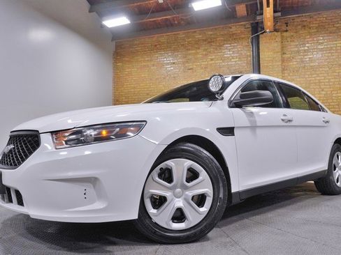 Used 2016 Ford Taurus Police Interceptor AWD image 1