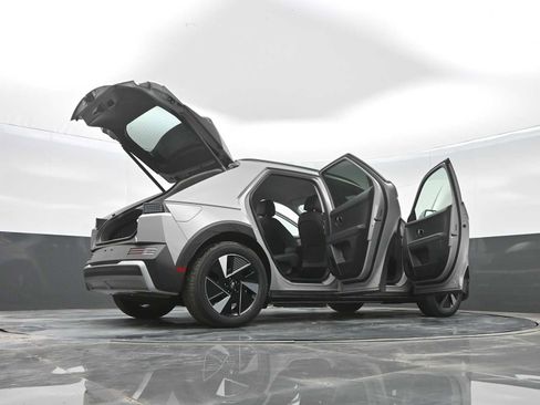 New 2025 Hyundai Ioniq 5 SEL image 41
