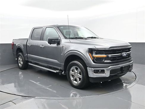 Used 2024 Ford F150 XLT image 3