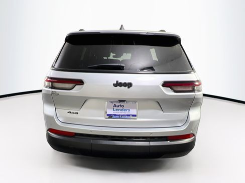 Used 2023 Jeep Grand Cherokee L Laredo AWD/4WD image 6
