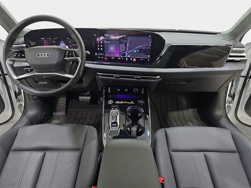 Used 2025 Audi A5 2.0T Premium w/ Convenience Package image 10