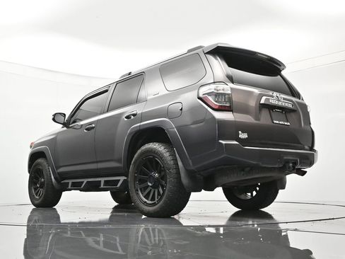 Used 2019 Toyota 4Runner SR5 Premium image 44