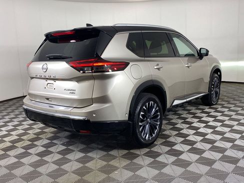 Used 2024 Nissan Rogue Platinum w/ Platinum Premium Package AWD/4WD image 5