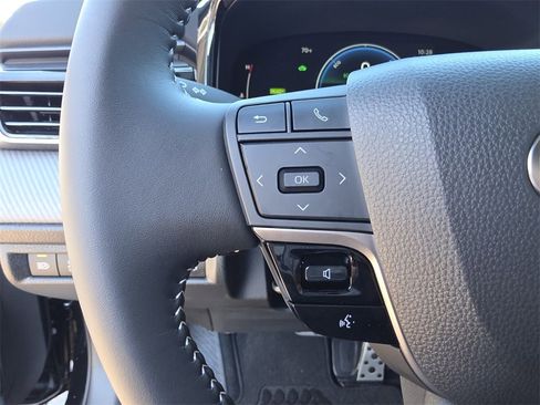 Used 2026 Toyota Camry SE image 29