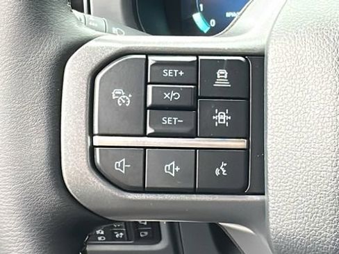 New 2025 Ford F150 Lariat w/ Equipment Group 502A High AWD/4WD image 24