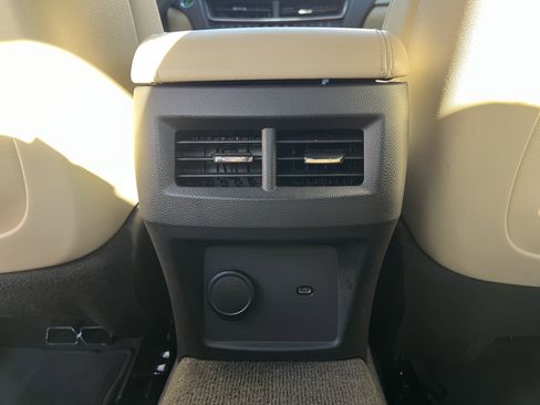 Used 2023 Cadillac CT5 Luxury image 29