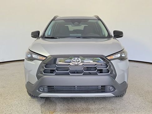 Used 2026 Toyota Corolla Cross LE w/ Moonroof Package FWD image 3