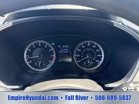 Used 2020 Hyundai Santa Fe SE AWD/4WD image 30