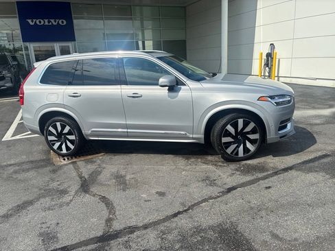 Used 2024 Volvo XC90 T8 Plus w/ Protection Package Premier AWD/4WD image 2