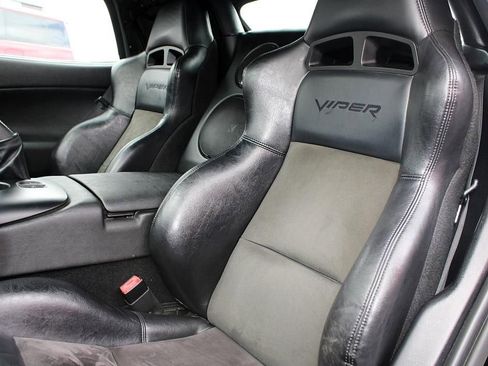 Used 2006 Dodge Viper SRT-10 image 30