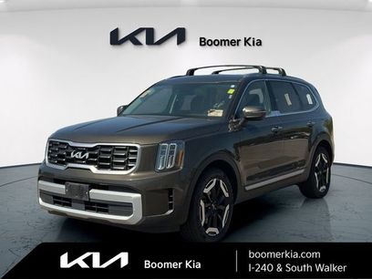 Certified 2025 Kia Telluride S