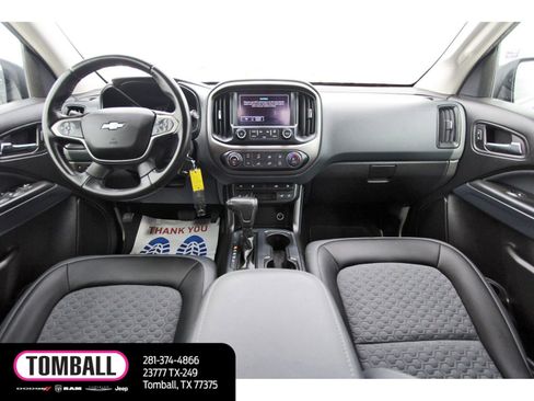 Used 2018 Chevrolet Colorado Z71 w/ Centennial Edition RWD image 10