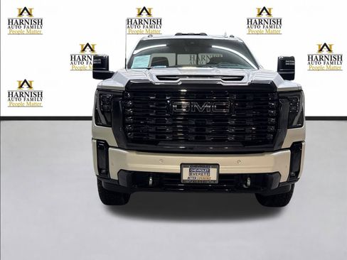 Used 2024 GMC Sierra 3500 Denali Ultimate image 14