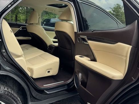 Used 2016 Lexus RX 450h AWD image 19