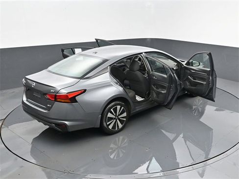 Used 2021 Nissan Altima 2.5 SV image 25