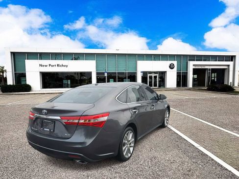 Used 2014 Toyota Avalon XLE Touring image 8
