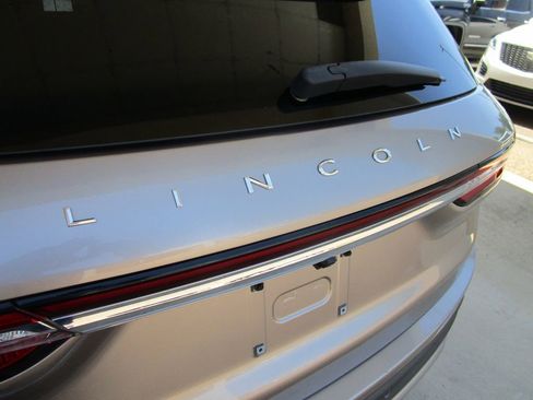 Used 2020 Lincoln Corsair FWD w/ Equipment Group 101A image 11