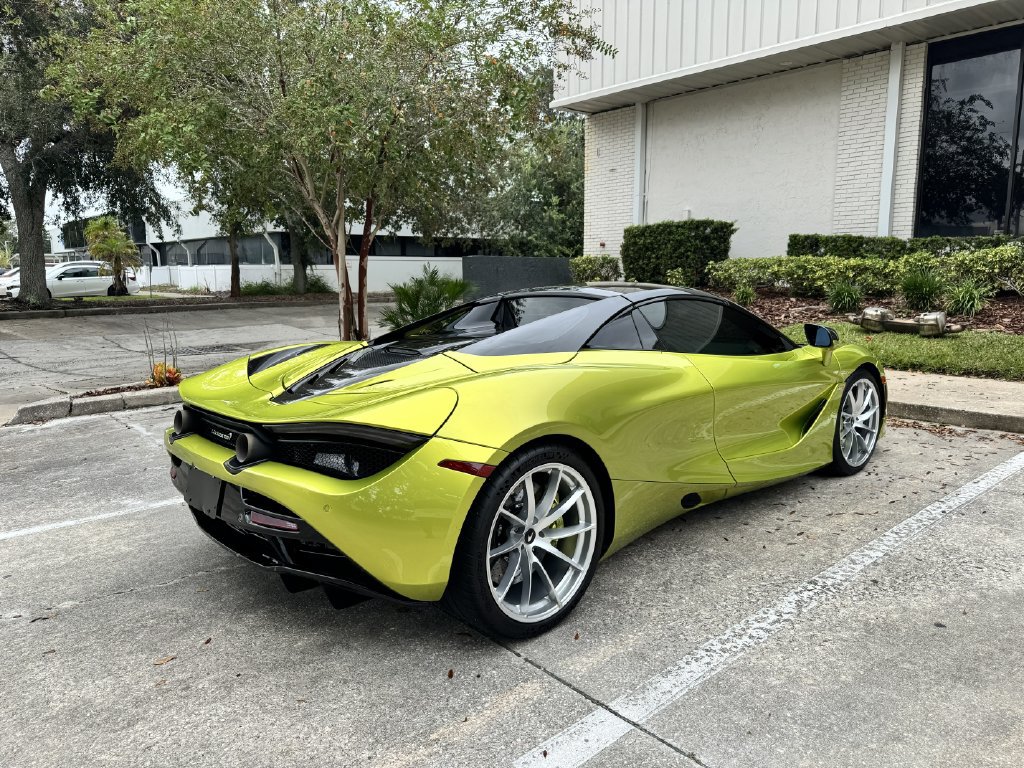 Used 2022 McLaren 720S Performance RWD image 8