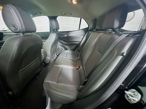 Used 2025 Buick Encore GX Preferred image 27