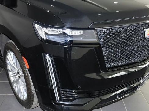 Used 2021 Cadillac Escalade Sport w/ Driver Assist Tech Package image 10