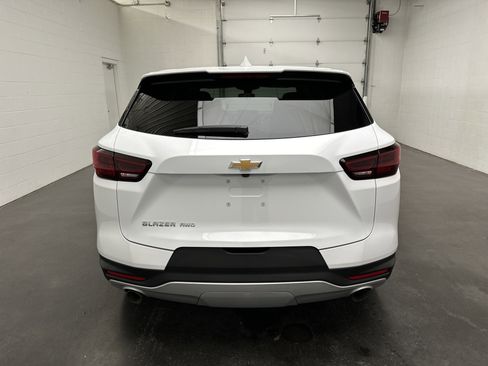 Used 2025 Chevrolet Blazer LT AWD/4WD image 6