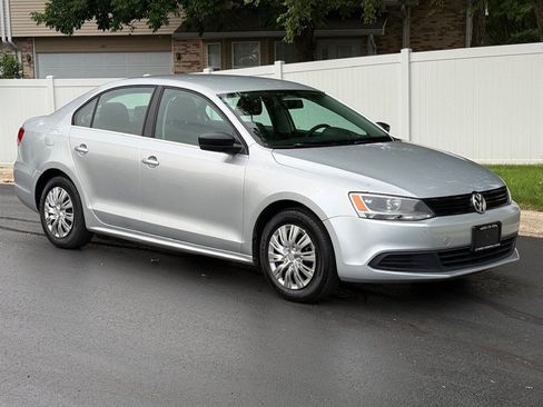 Used 2014 Volkswagen Jetta S FWD image 4