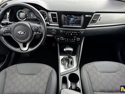 Used 2019 Kia Niro LX image 15