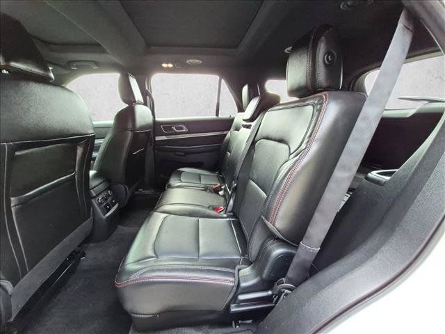 Used 2018 Ford Explorer Sport w/ Equipment Group 401A AWD/4WD image 15