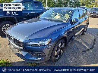 Used 2021 Volvo V60 T5 Cross Country w/ Climate Package AWD/4WD video 1