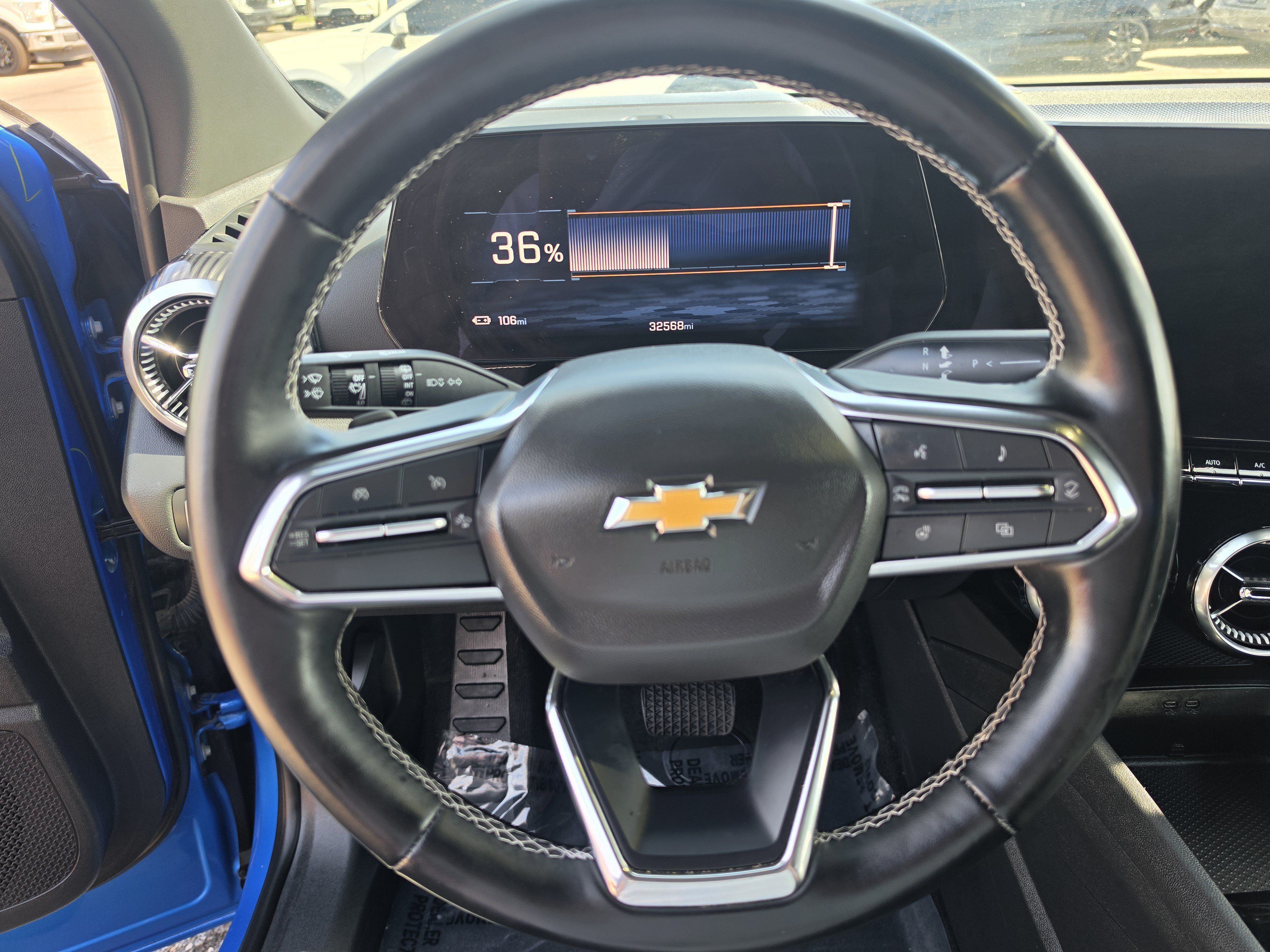 Used 2024 Chevrolet Blazer EV LT AWD/4WD image 13