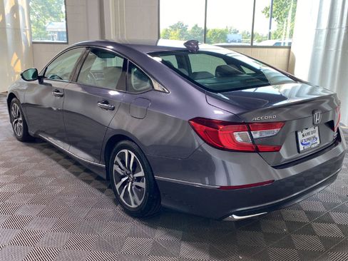 Used 2018 Honda Accord Touring image 5