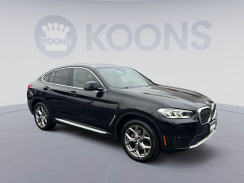 Used 2023 BMW X4 xDrive30i w/ Premium Package image 10