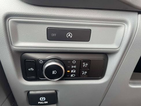 Used 2025 Ford F150 XLT w/ Equipment Group 301A Standard AWD/4WD image 27